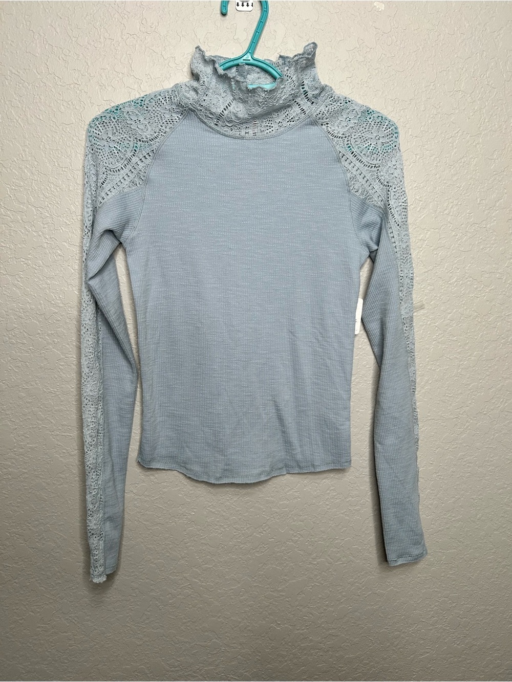 Free People Blue Lace Mock Neck Ribbed Top NWT Size Small - Picture 2 of 8